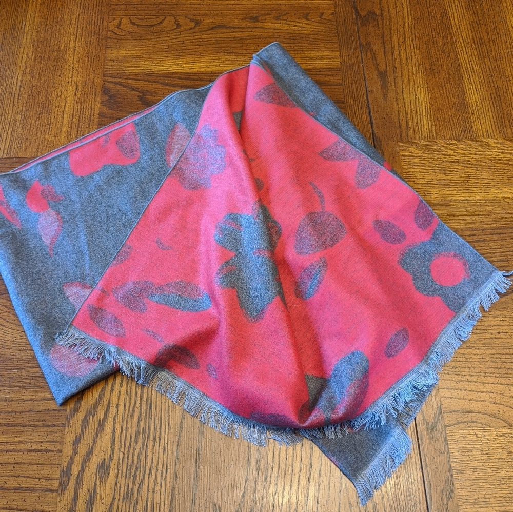Beautiful brand new reversible oversized scarf